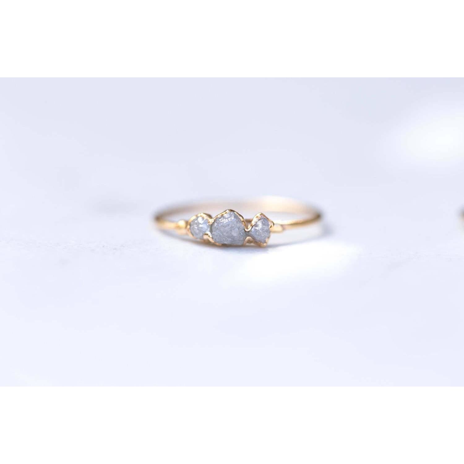 Three Stone Raw Diamond Ring in Rose Gold Gemstone Jewelry