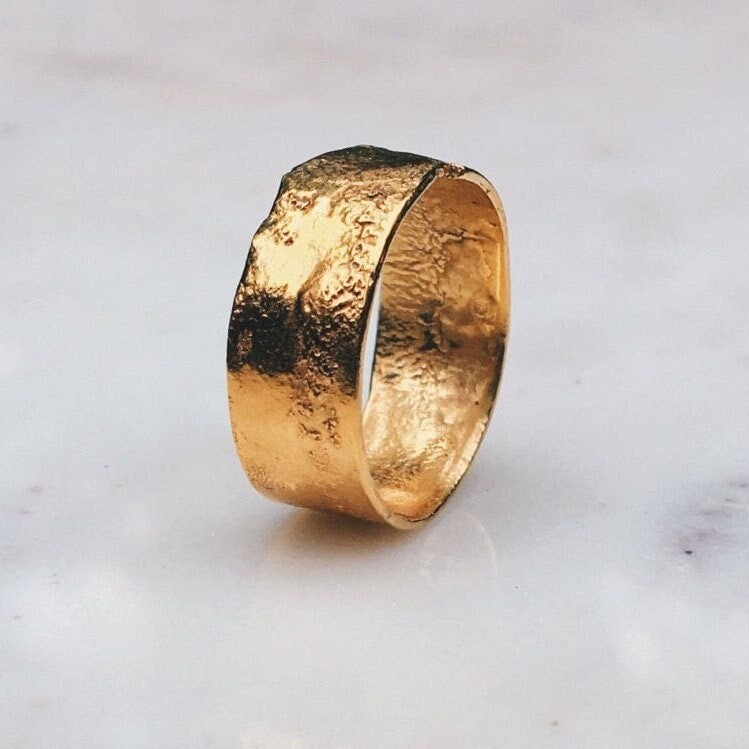 Textured Yellow Gold Band 7mm
