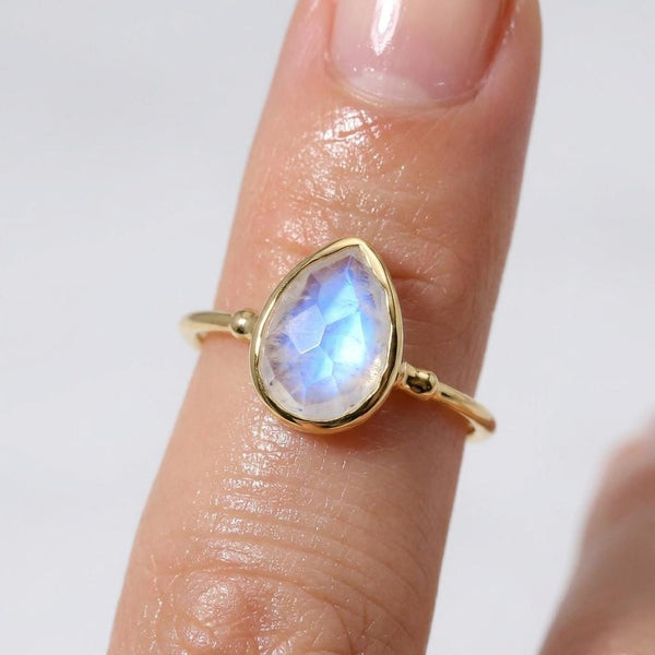 Rain Drop Moonstone Ring in Yellow Gold