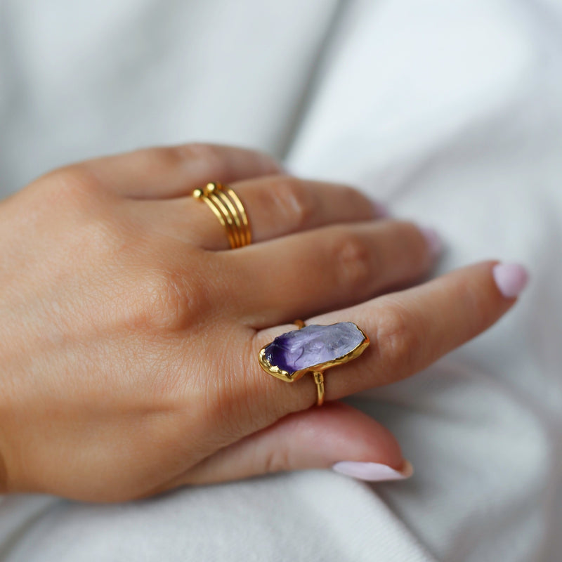 Vertical Raw Amethyst Ring, Rose Gold Rough Gemstone Ring,