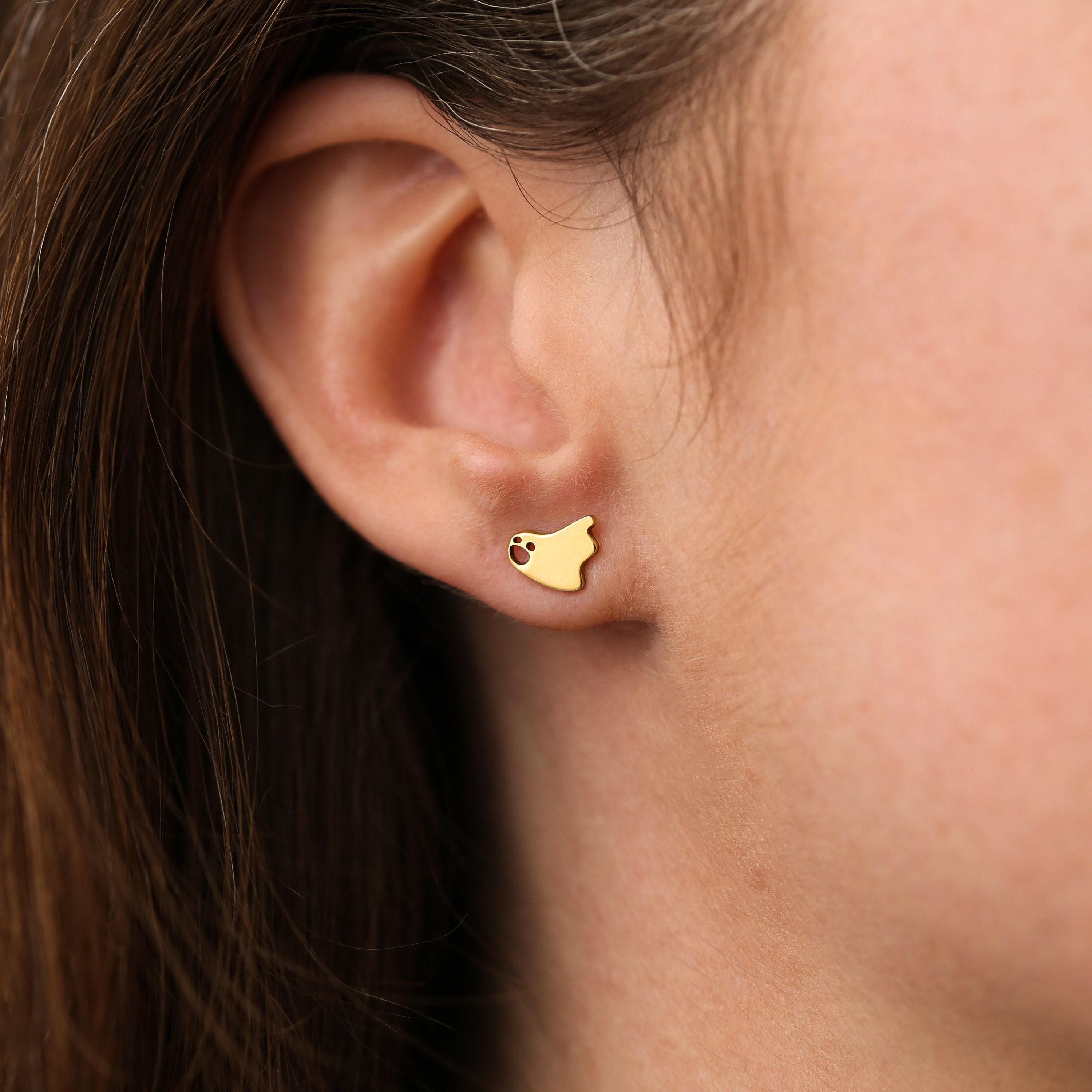 Pair of gold sheet ghost stud earrings with wavy hem and two small eyes (2 of 13)