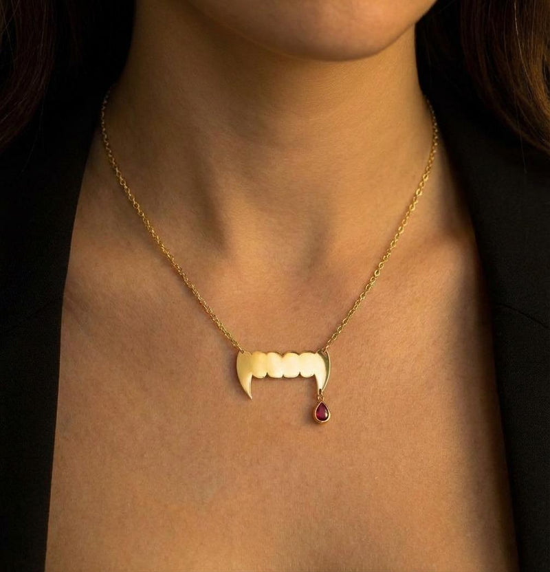 Small silver vampire fang pendant on a fine chain necklace (5 of 11)