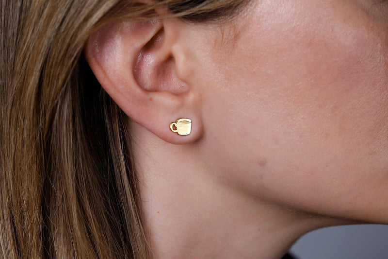 Pair of tiny gold coffee cup stud earrings with handle and steam, on white (10 of 13)