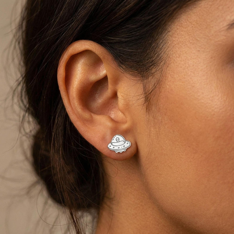 Pair of small alien and flying saucer stud earrings in gold (4 of 11)