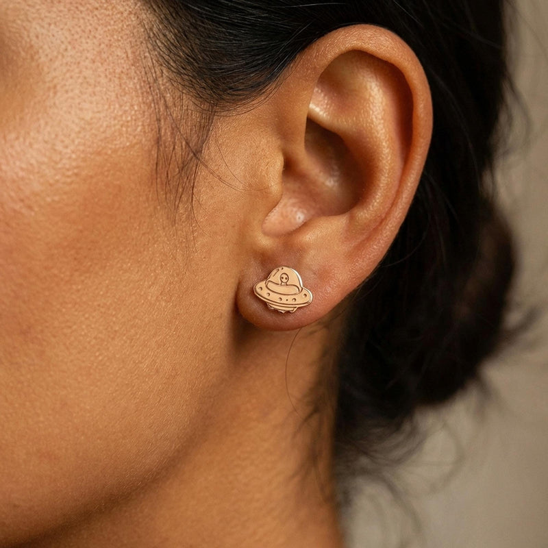 Pair of small alien and flying saucer stud earrings in gold (5 of 11)