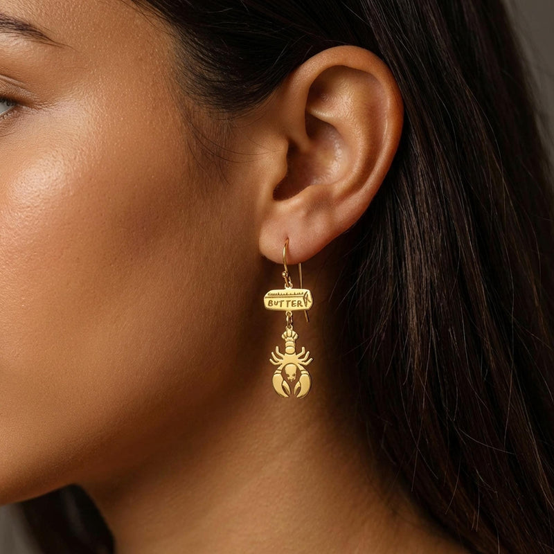 Pair of gold lobster earrings with claws and antennae, about 24 mm long (5 of 11)