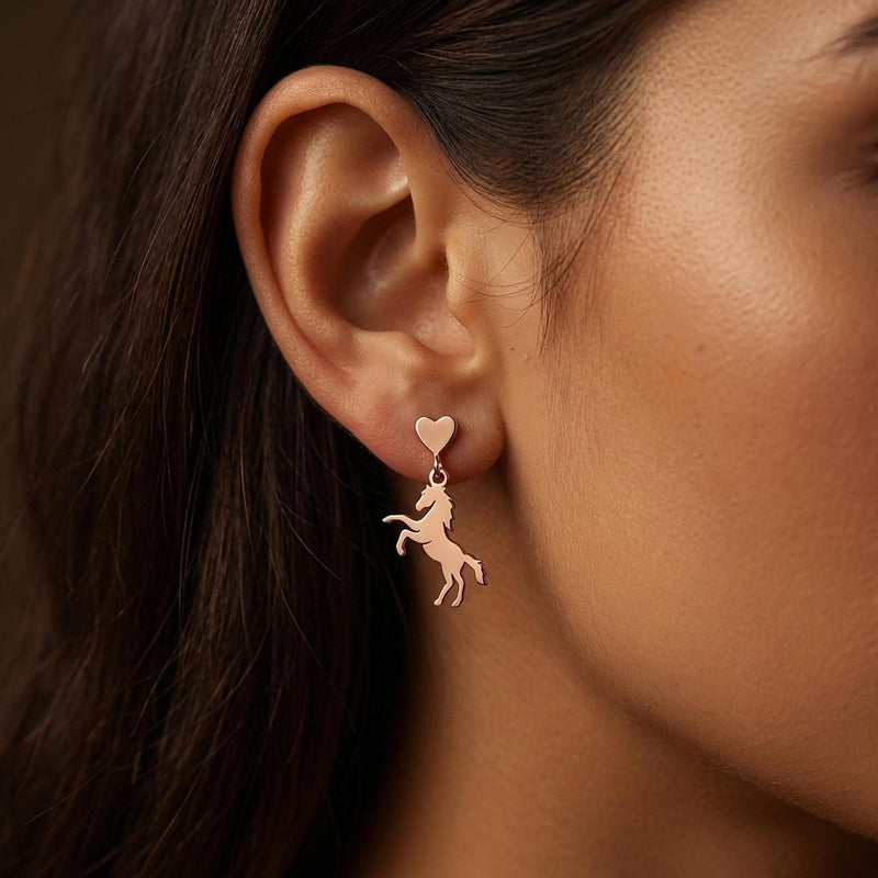 Pair of horse head profile stud earrings in polished gold (5 of 8)