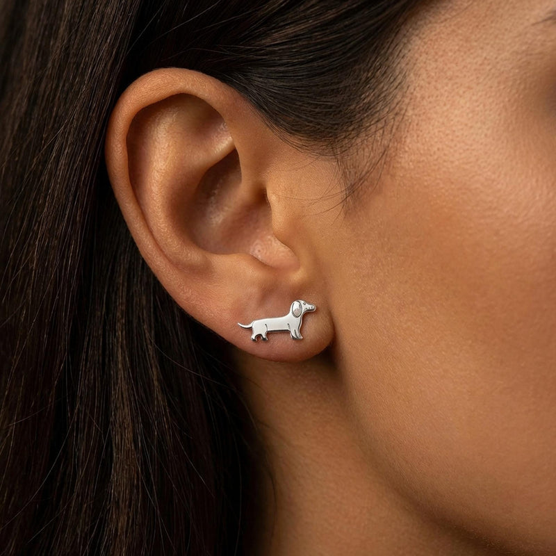 Pair of stud earrings shaped like a dachshund in profile, in gold (4 of 12)