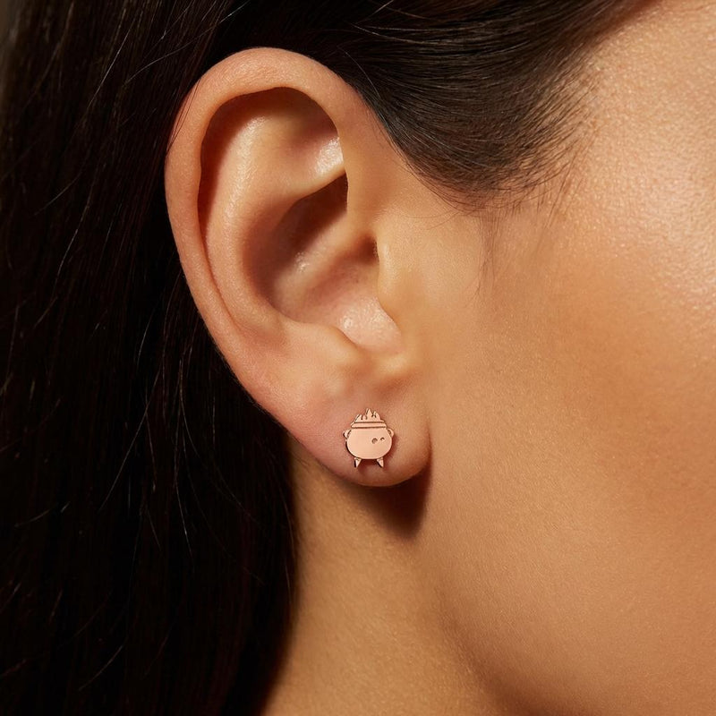 Pair of small gold witch cauldron stud earrings with a curved handle (3 of 7)