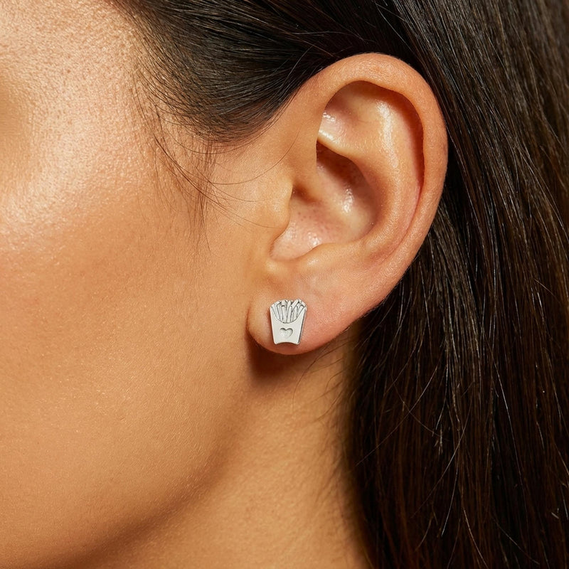 Tiny gold french fry carton stud earrings with fries over the rim. (6 of 10)