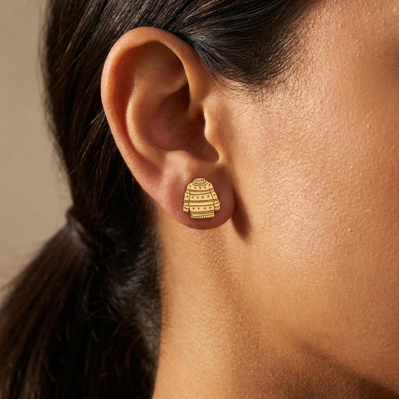 Pair of gold ugly Christmas sweater stud earrings with knit pattern (3 of 12)