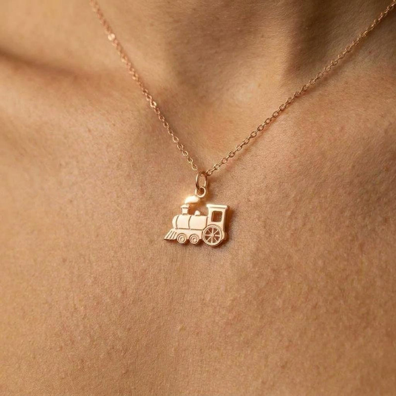 Small steam train engine pendant on a delicate gold chain (3 of 6)