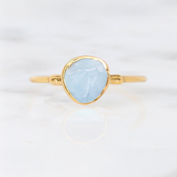 Dainty Raw Aquamarine Ring for Women, Gold Ring, Dainty Ring, Aquamarine Jewelry, March Birthstone, Raw Crystal Ring, Raw Stone Ring, Pisces
