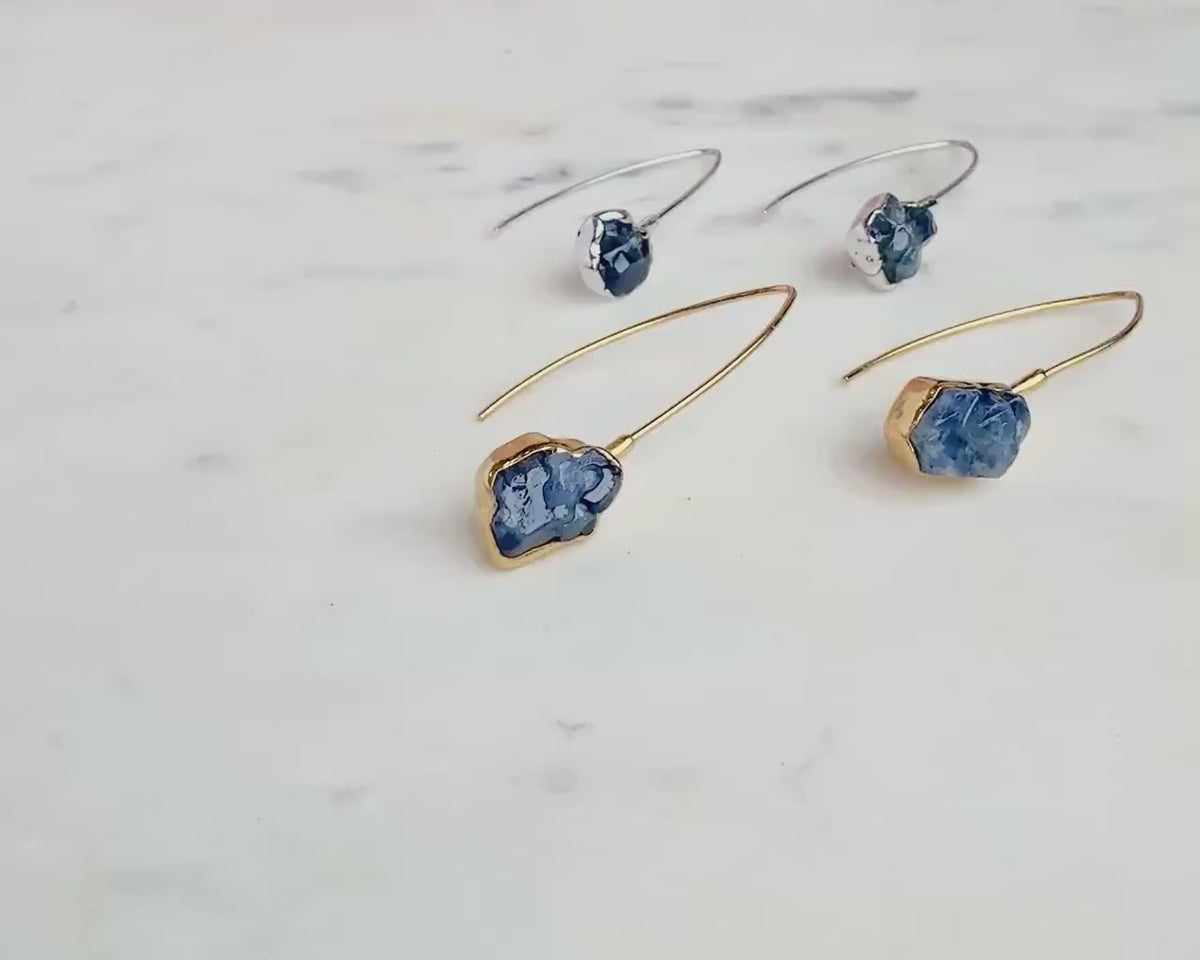 Edgy Raw Sapphire Drop and Dangle Earrings