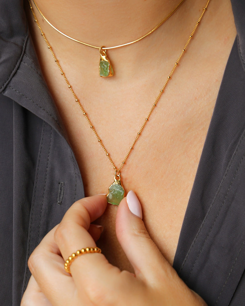 Raw Peridot Necklace (2 of 11)