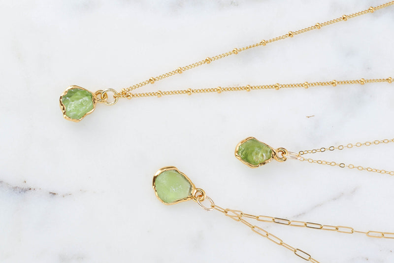 Raw Peridot Necklace (7 of 11)