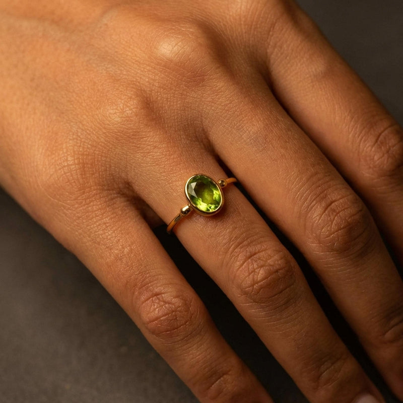 Raw Peridot Ring (14 of 14)