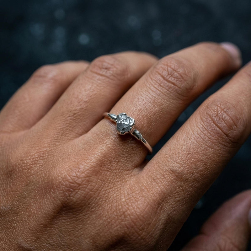 Dainty Raw Raw Diamond Ring (5 of 13)