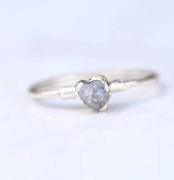 Dainty Raw Raw Diamond Ring (6 of 13)