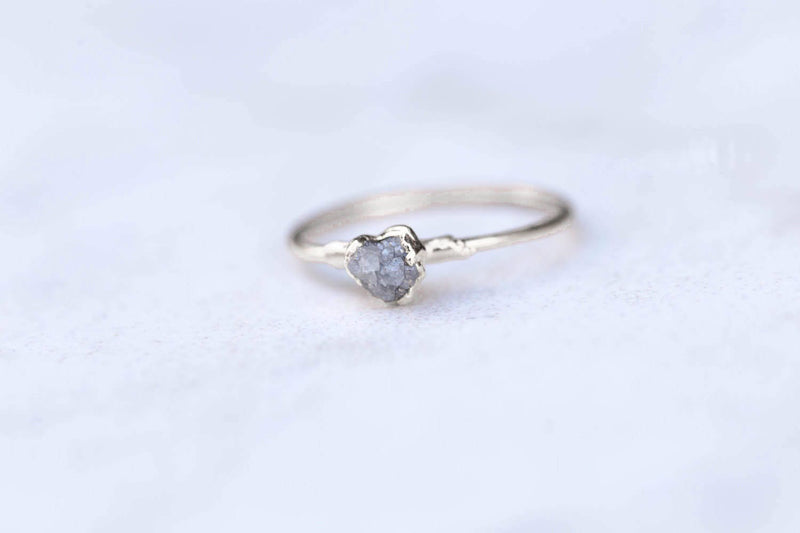 Dainty Raw Raw Diamond Ring (9 of 13)
