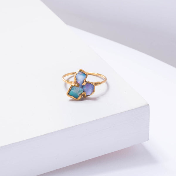 fleur-three-stone-raw-