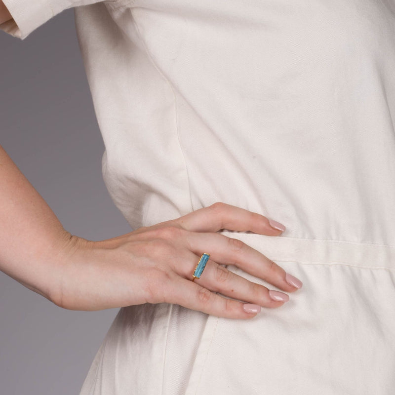 Raw Aquamarine Bar Ring in Yellow Gold Gemstone Jewelry
