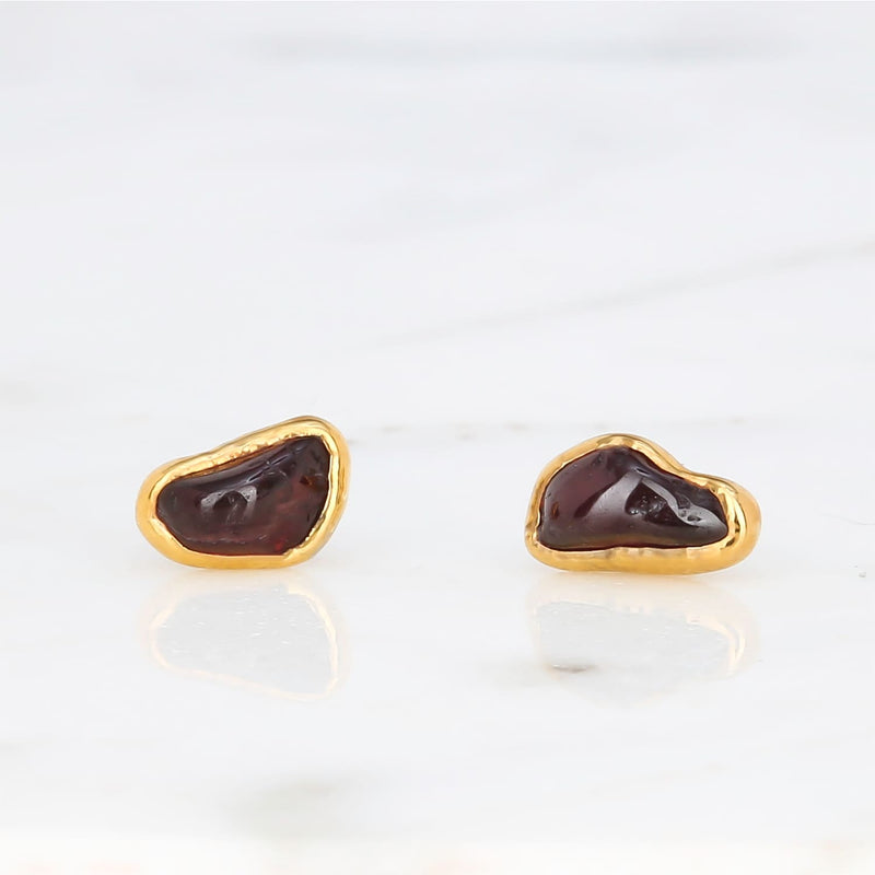 Raw Garnet Stud Earrings in Yellow Gold Gemstone Jewelry