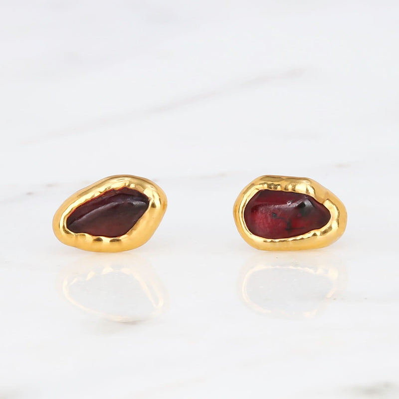 Raw Garnet Stud Earrings in Yellow Gold Gemstone Jewelry