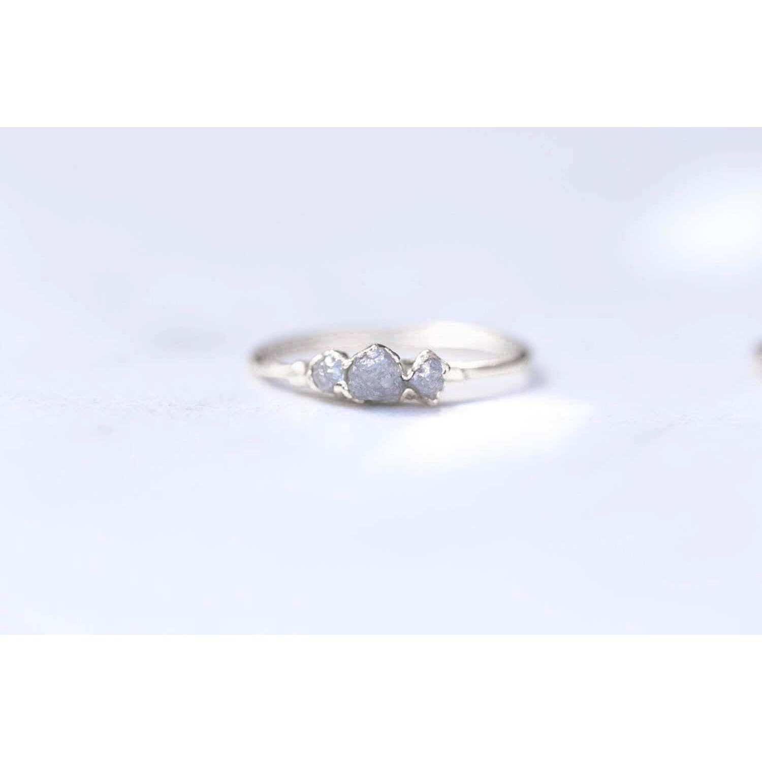 Three Stone Raw Diamond Ring in Rose Gold Gemstone Jewelry